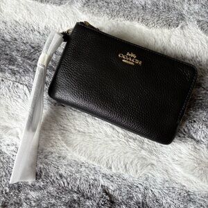 Dual Zipper Wristlet (Black/Brass)